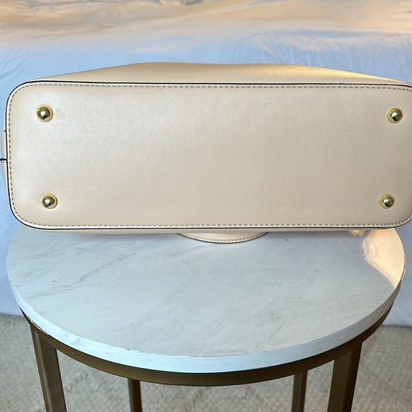 Anne Klein pink purse - Picture 4 of 7